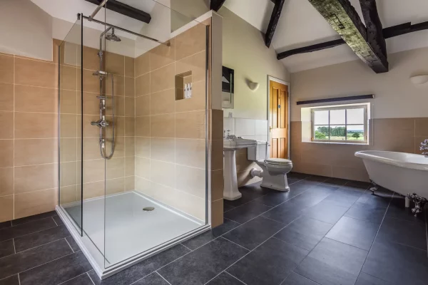 Bathroom 1 - Engineer's Room