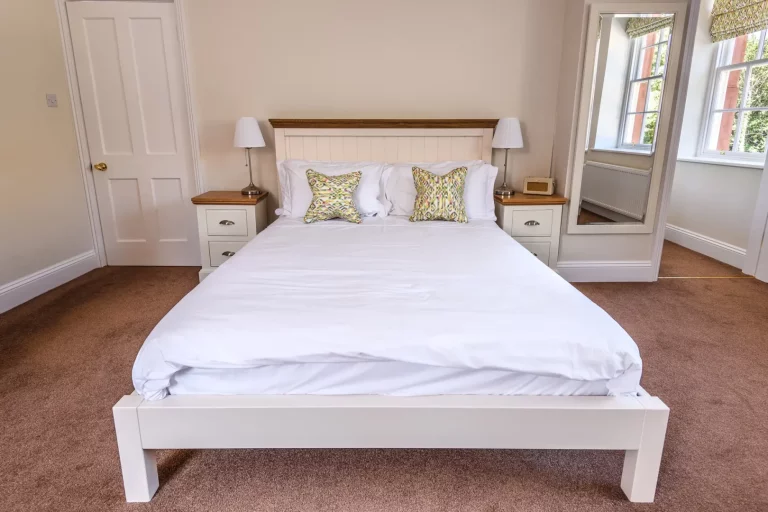 Master Bed 3 - Coach House 2 Bedroom Self Catering Holiday Home Carlisle