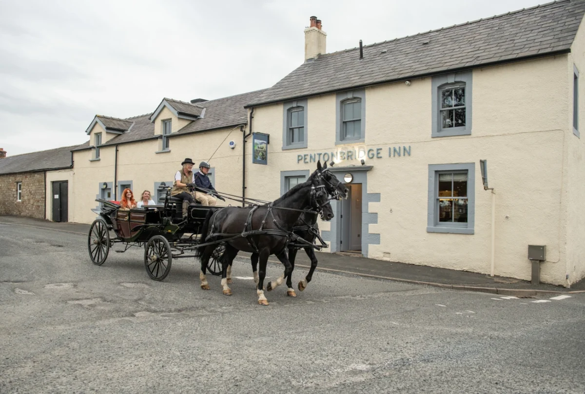 Carriage Ride to Michelin-starred Dining Pentonbridge Inn